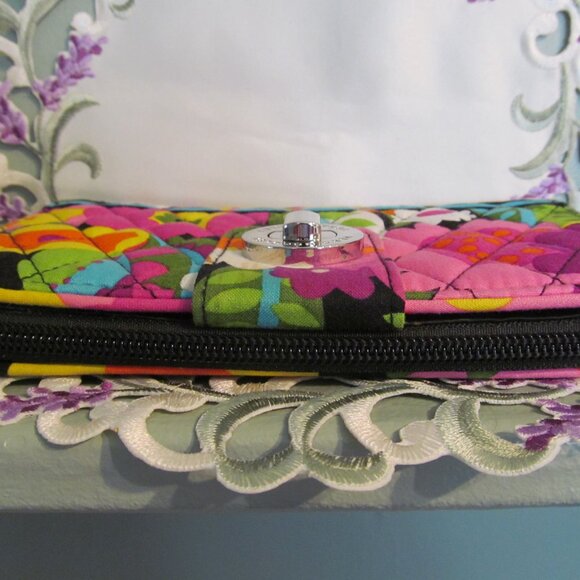 Vera Bradley Turnlock Wallet Zip Around ~ Va Va Bloom Retired Pattern - Picture 7 of 15